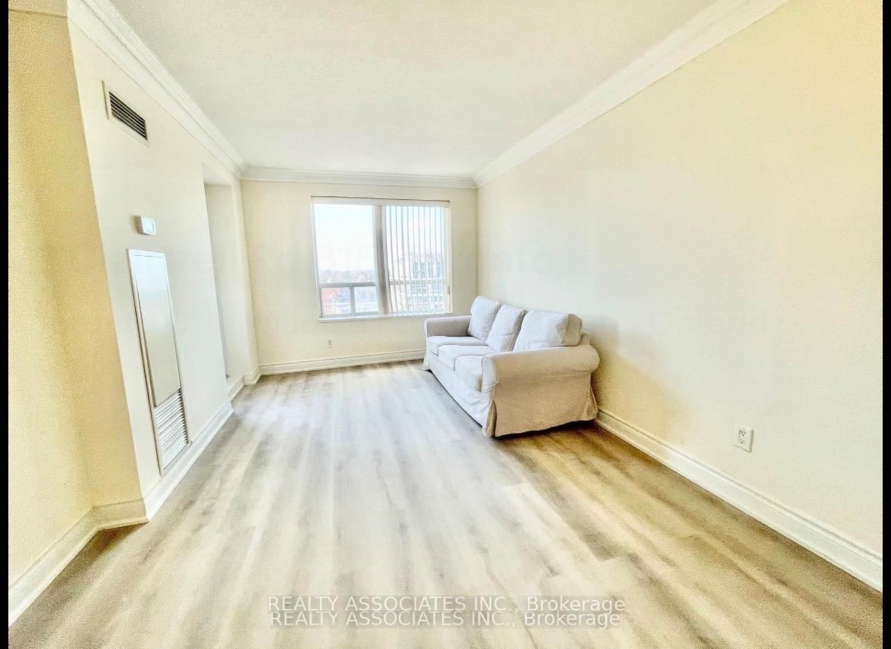 2 Clairtrell Road, Unit 815 - Photo 25