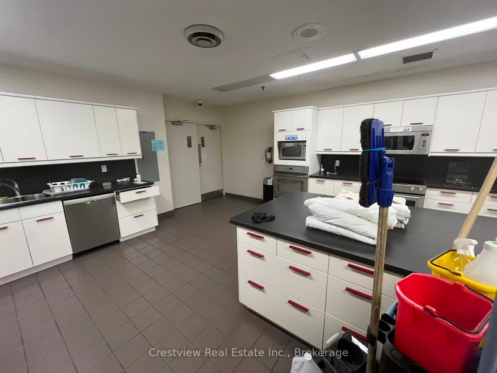1001 Bay Street, Unit 2106 - Photo 27