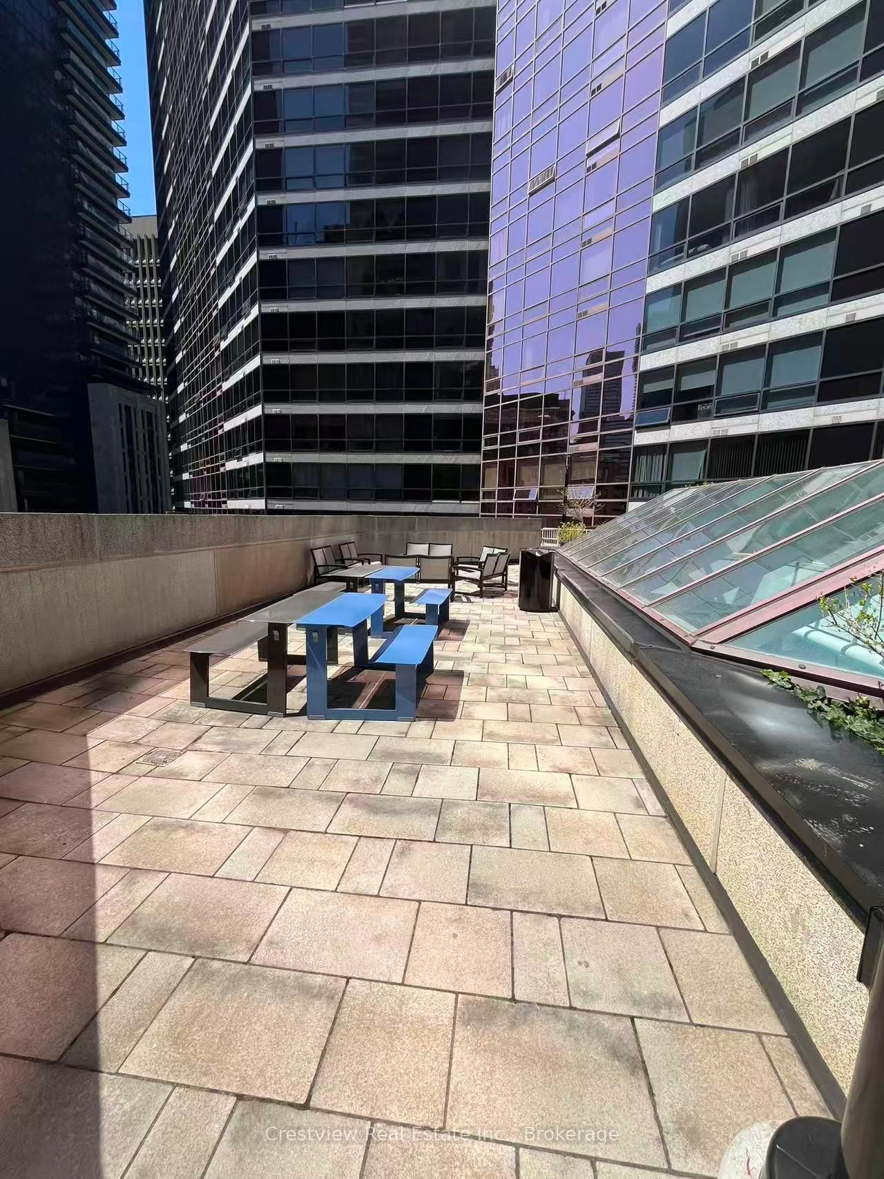1001 Bay Street, Unit 2106 - Photo 38