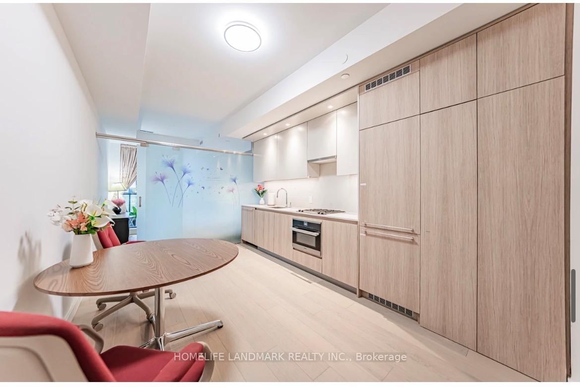 81 Wellesley Street E, Unit 307 - Photo 17