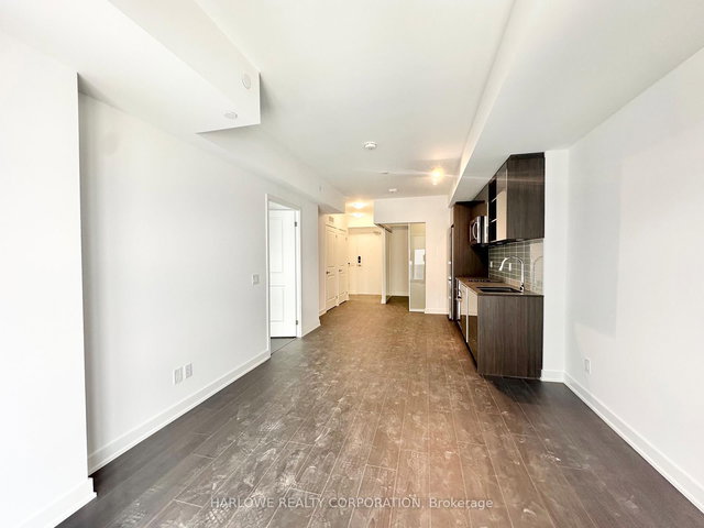 538 - 543 Richmond Street W