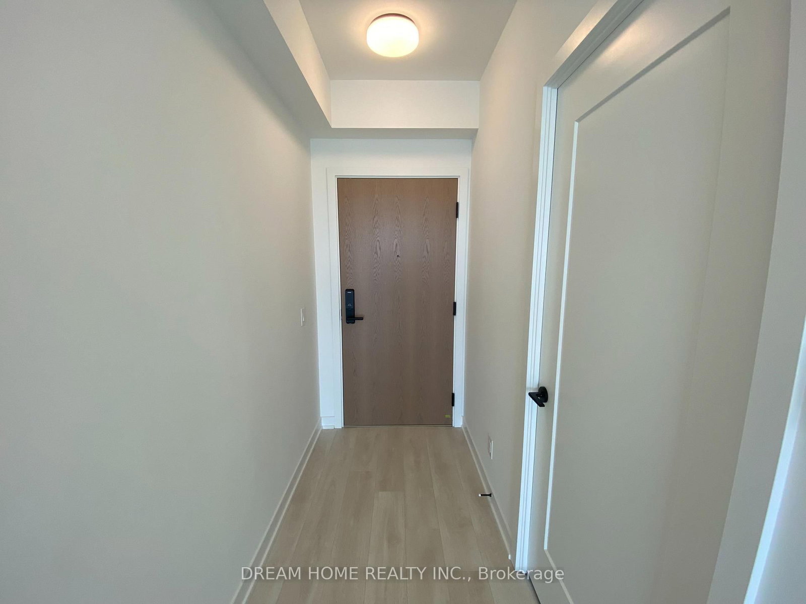 5 Defries Street, Unit 911 - Photo 17