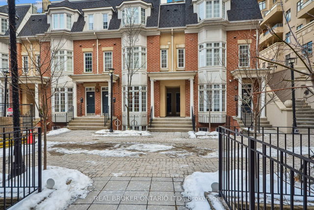 12 - 11 Niagara Street