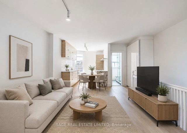 Upper - 1153 Dundas Street W