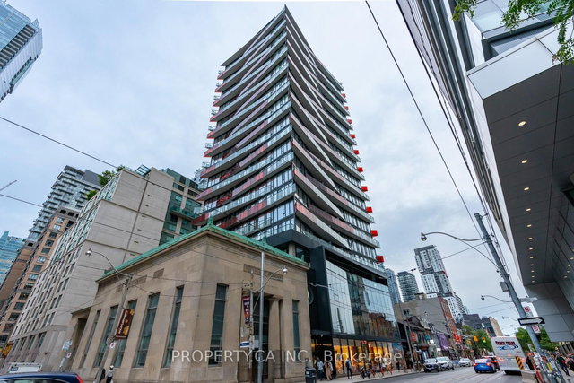 1616 - 215 Queen Street W