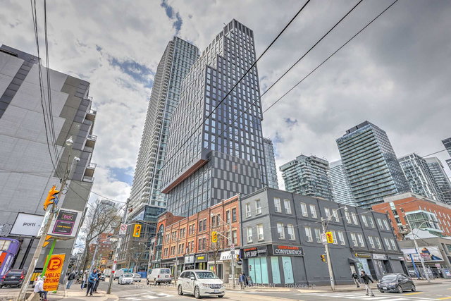 1012 - 100 Queen Street E