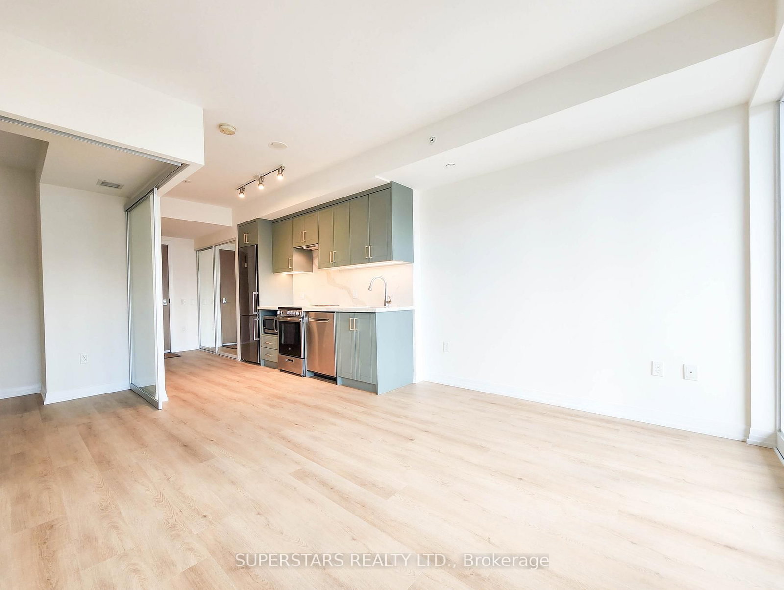 251 Jarvis Street, Unit 2209 - Photo 2