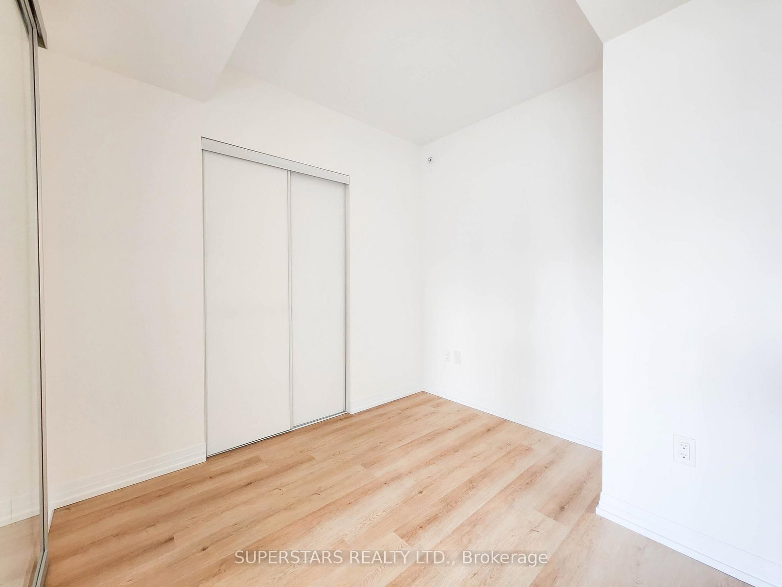 251 Jarvis Street, Unit 2209 - Photo 9