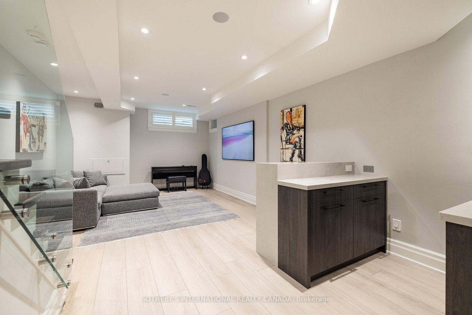 33 Tranby Avenue • Toronto, ON photo 26