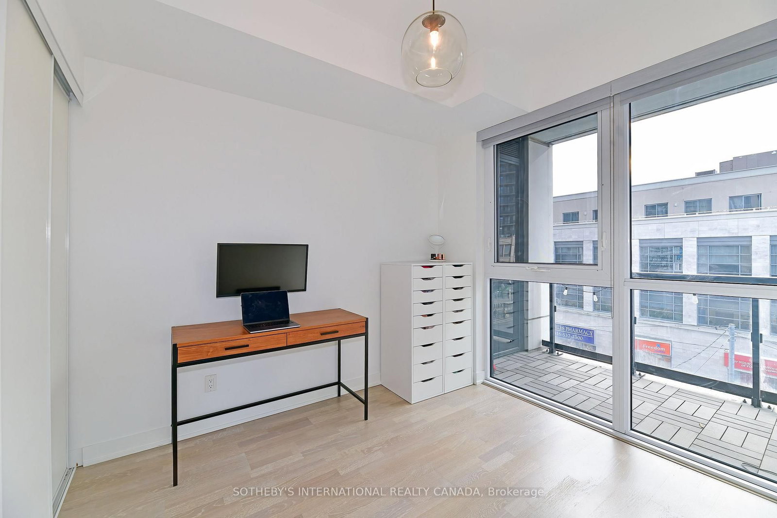 501 St Clair Avenue W, Unit 326 - Photo 7
