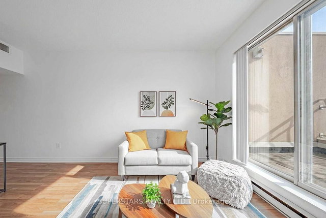 PH16 - 65 Scadding Avenue