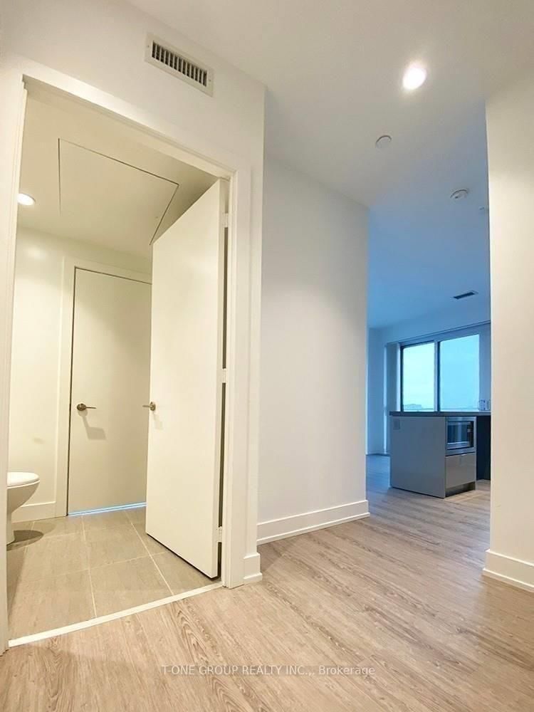 7 Grenville Street, Unit 2810 - Photo 8