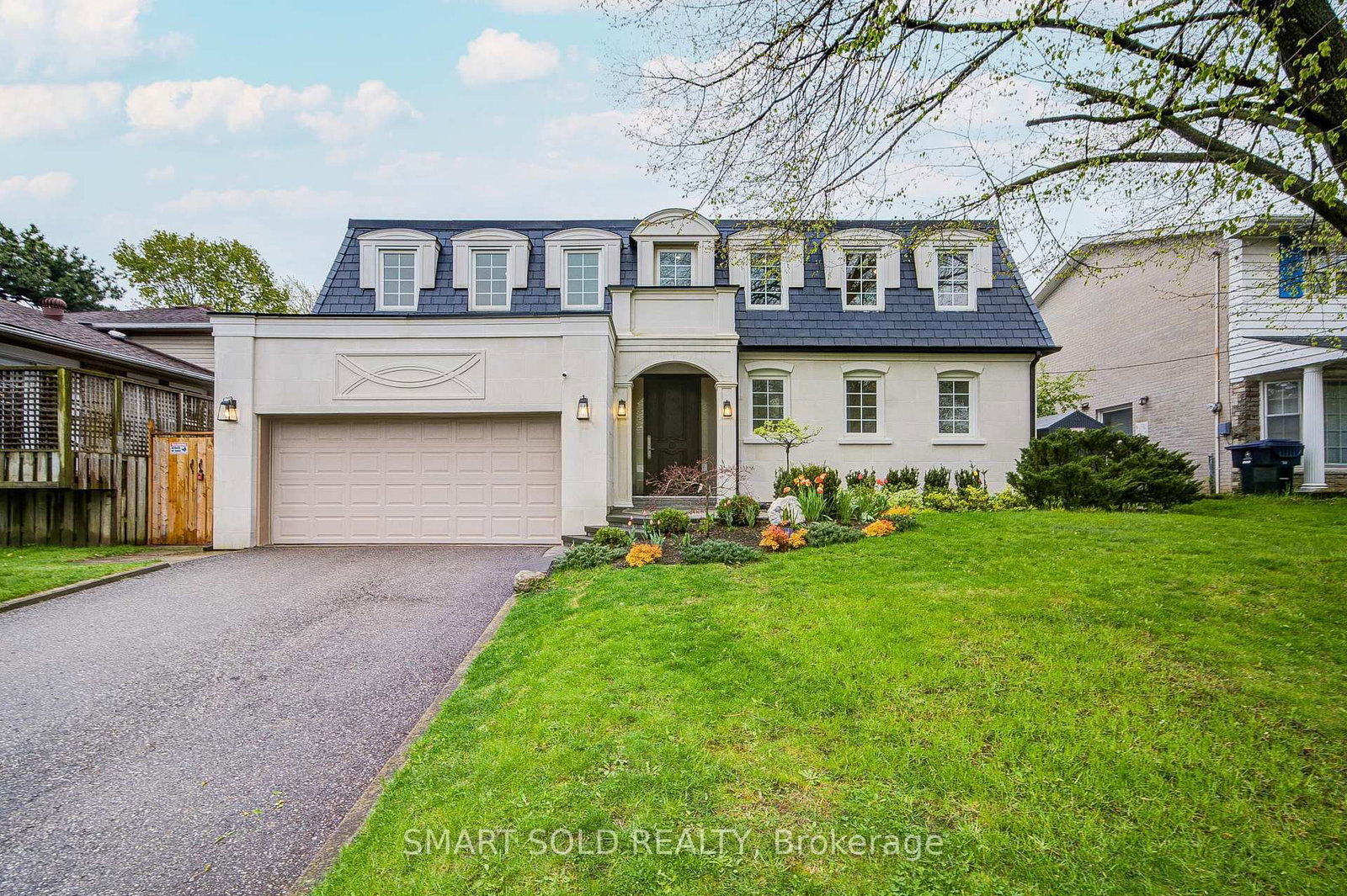 Detached House for sale at 4 Knollview Crescent, Toronto, Ontario, M2K 2E1 - Bayview Village - MLS: C13125772