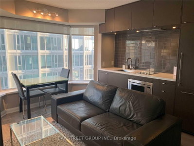 Unit 1709 — 155 Yorkville Avenue — photo 3