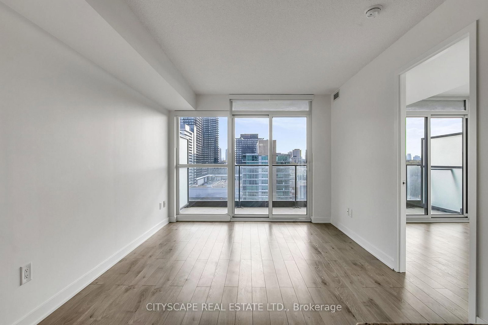 33 Singer Court, Unit 1507 - Photo 20