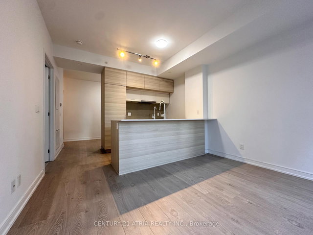 1801 - 88 Scott Street