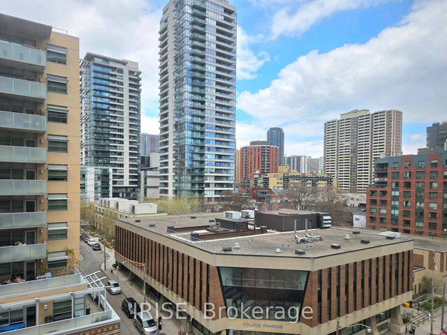 803 - 77 Carlton Street