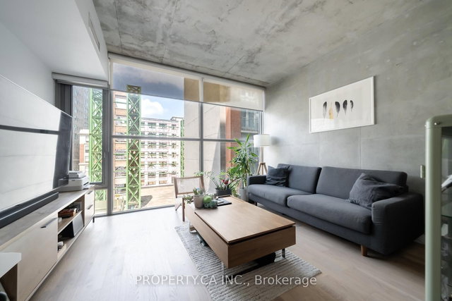 403 - 25 Oxley Street
