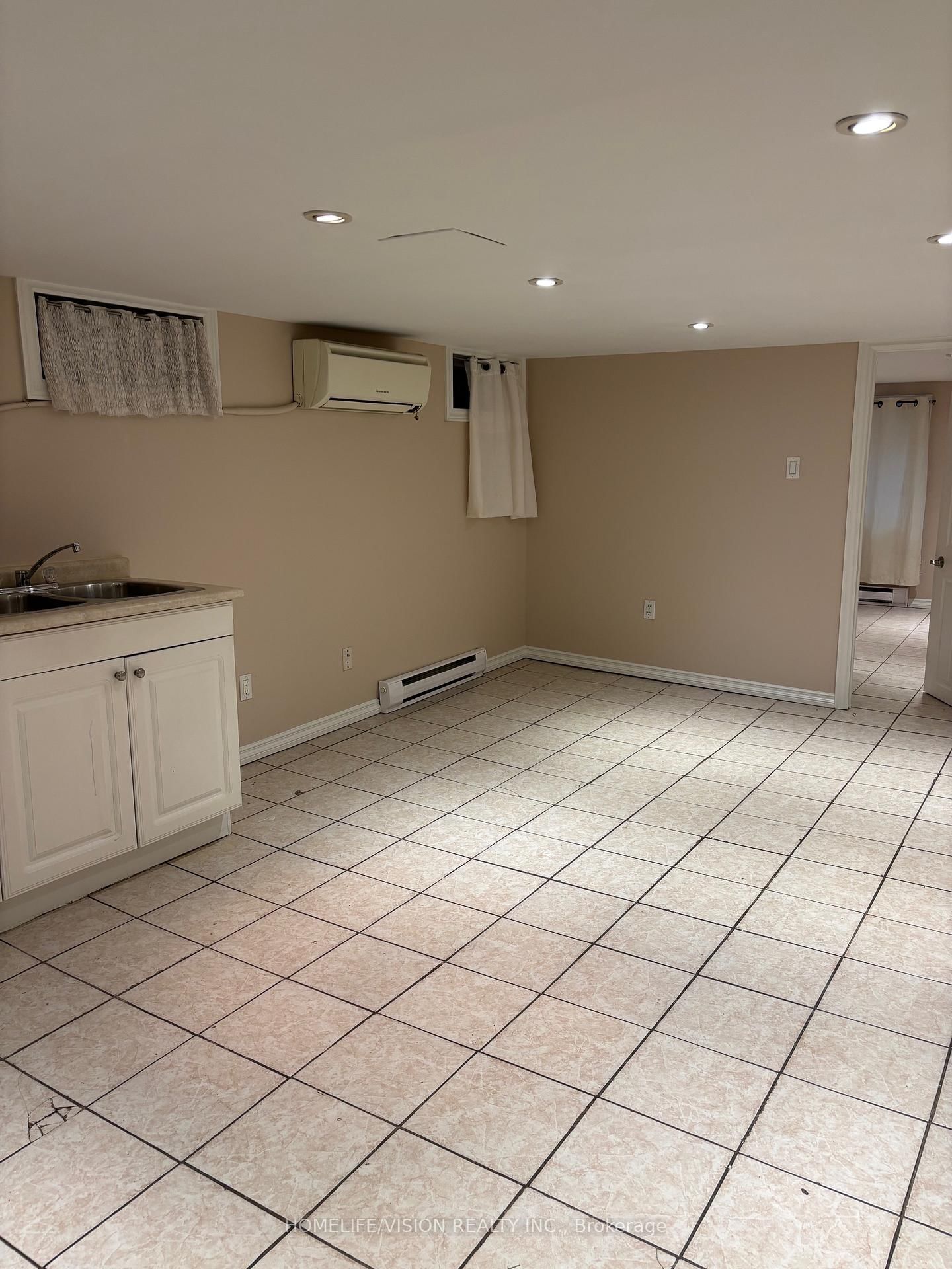 3-Bsmt-970 Avenue Road, Toronto, ON, photo 5