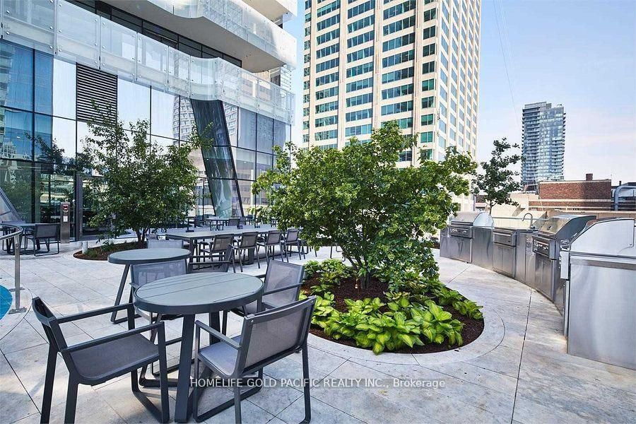 1 Bloor Street E, Unit 4902 - Photo 15