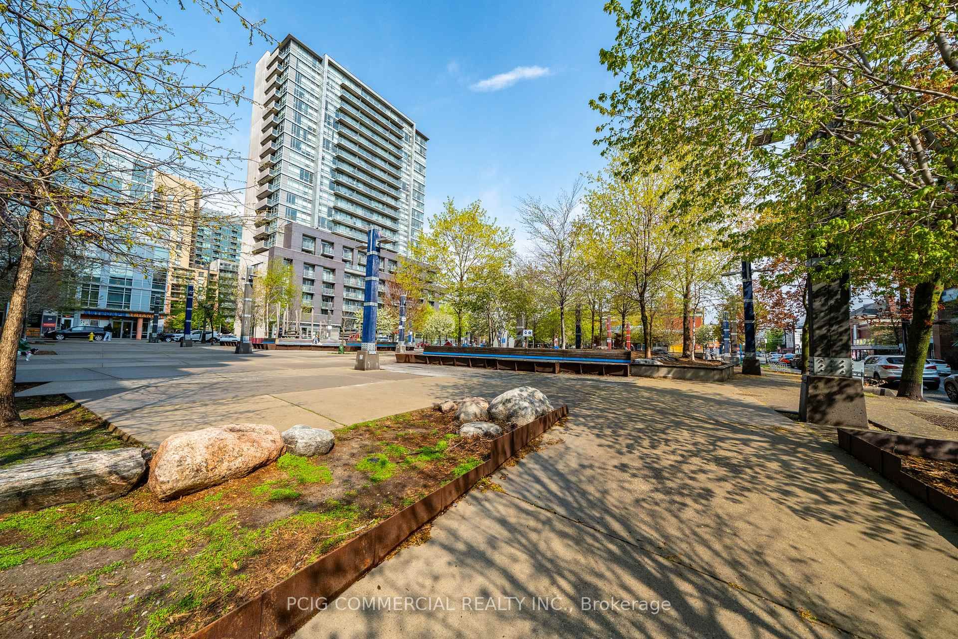 36 Lisgar Street, Unit 803W