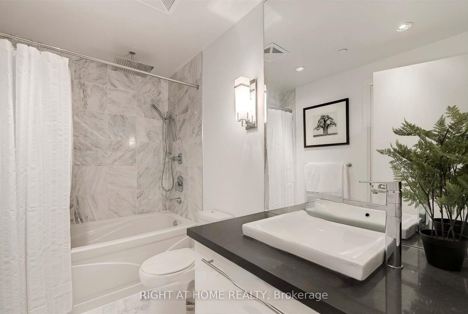 228-399 Spring Garden, Toronto, ON, photo 2