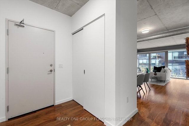 409 - 32 Trolley Crescent
