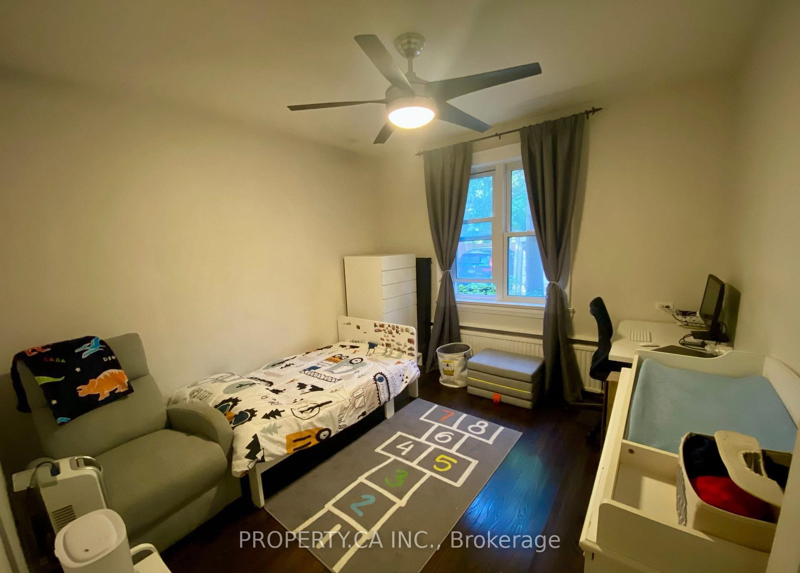 355 Spadina Road, Unit Main - Photo 19