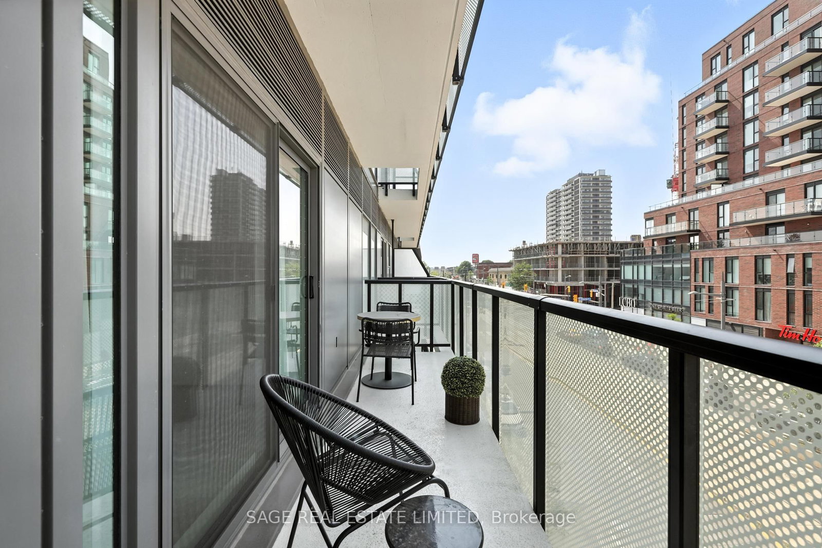 863 W St Clair Avenue • #301 • Toronto, ON photo 11
