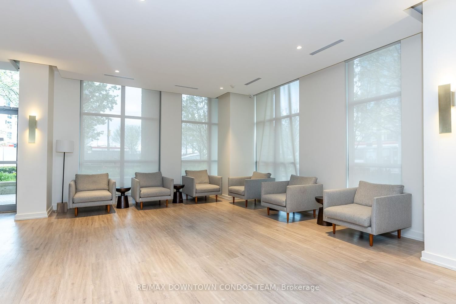 410 W Queens Quay • #404 • Toronto, ON photo 37