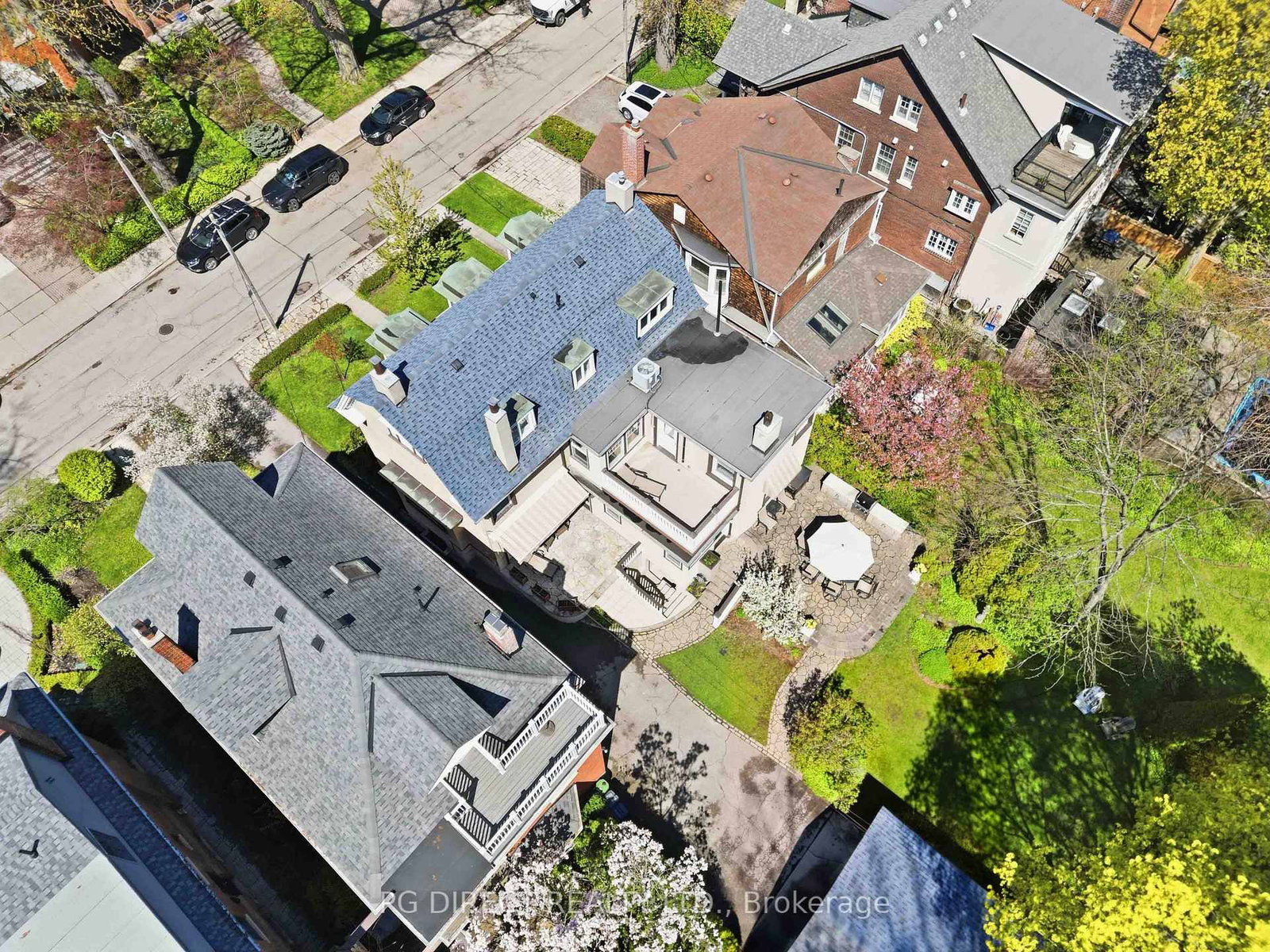 41 Nanton Avenue • Toronto, ON photo 39