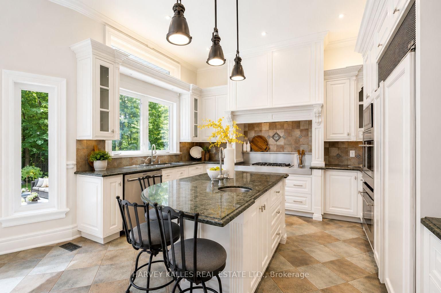 1 Knightswood Rd, Toronto, view 8