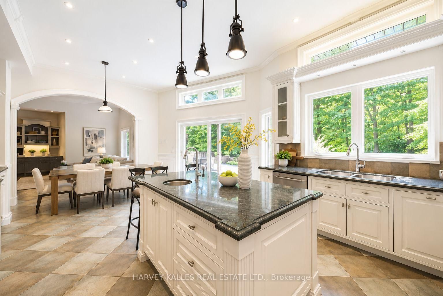 1 Knightswood Rd, Toronto, view 9