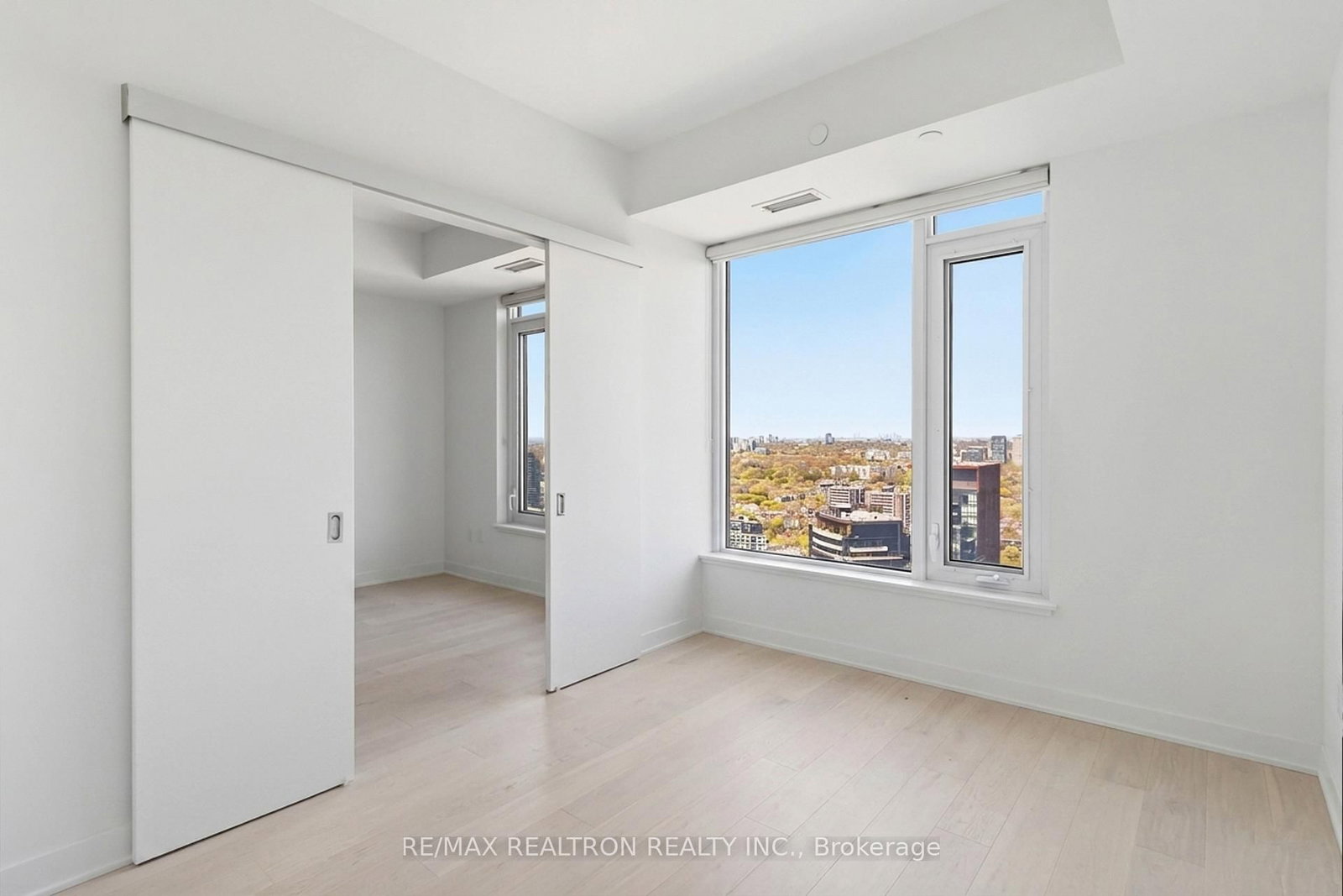 11 Yorkville Avenue, Unit 3403 - Photo 31