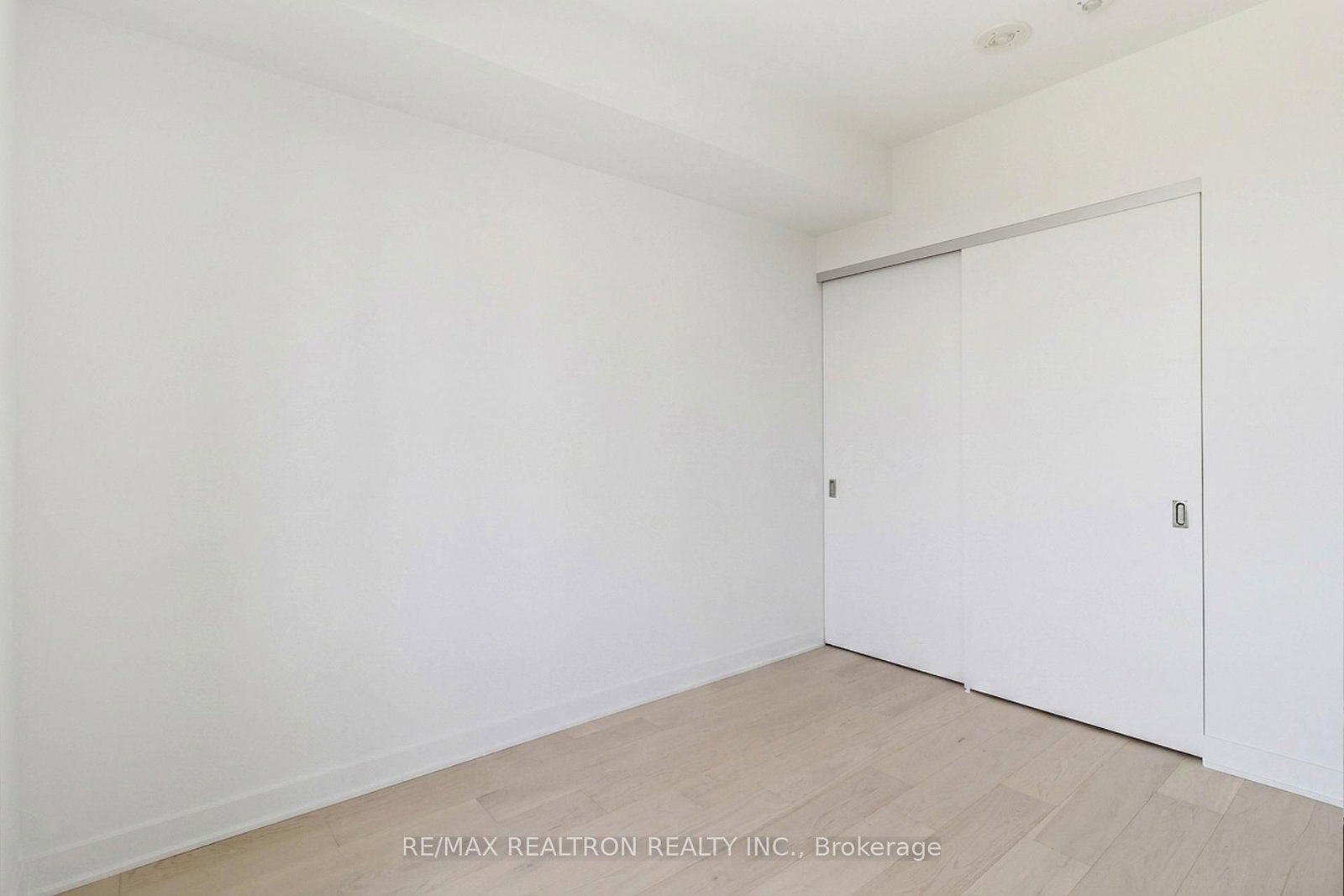 11 Yorkville Avenue, Unit 3403 - Photo 33