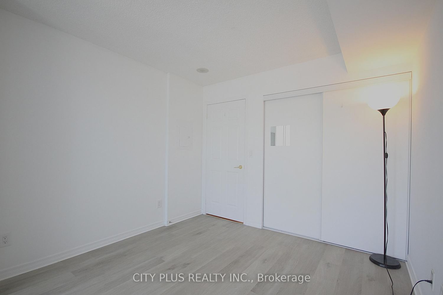 5500 Yonge Street, Unit 611 - Photo 14