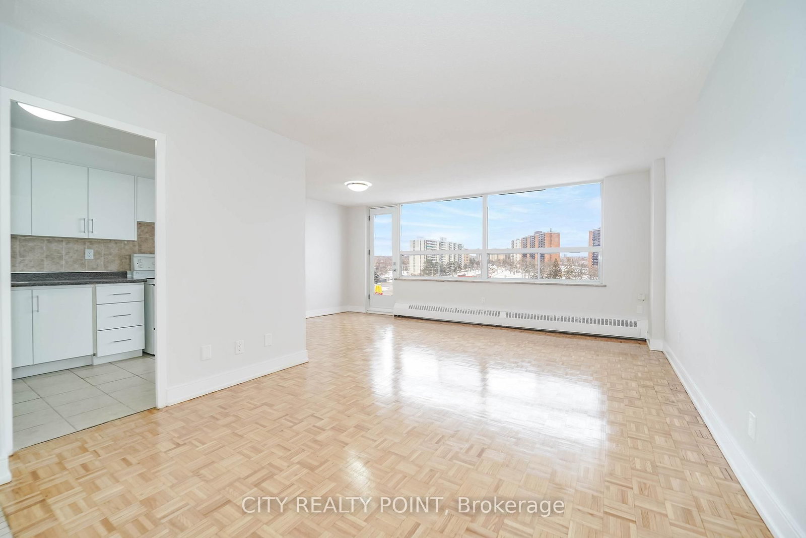 805-6200 Bathurst Street, Toronto, ON, photo 3