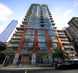 1707 - 126 Simcoe Street