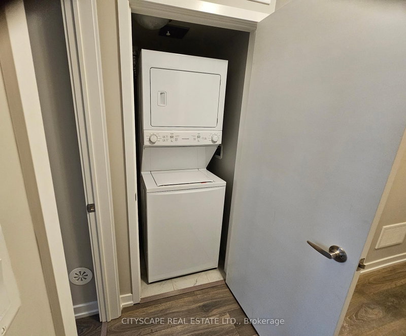 31 Florence Toronto,Ontario M6K 1P4 — Photo 16