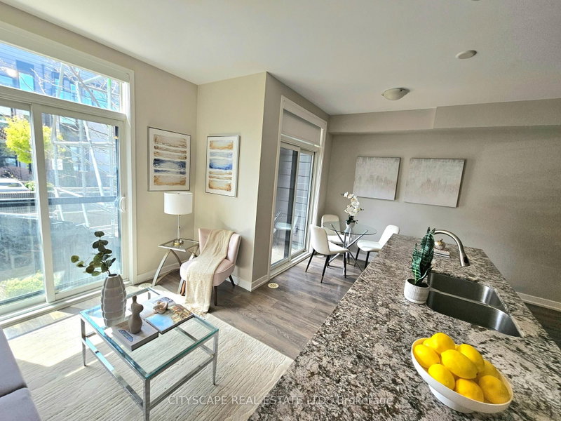 31 Florence Toronto,Ontario M6K 1P4 — Photo 9