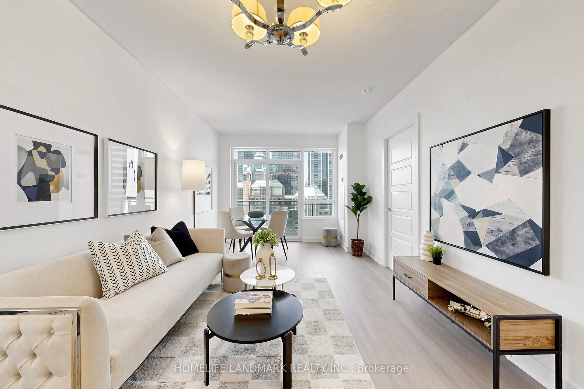28 Linden Street, Unit 1408