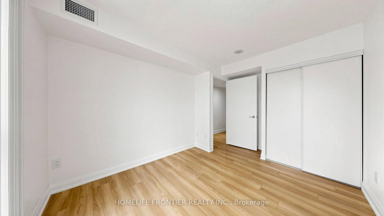 19 Singer Court, Unit 321 - Photo 19
