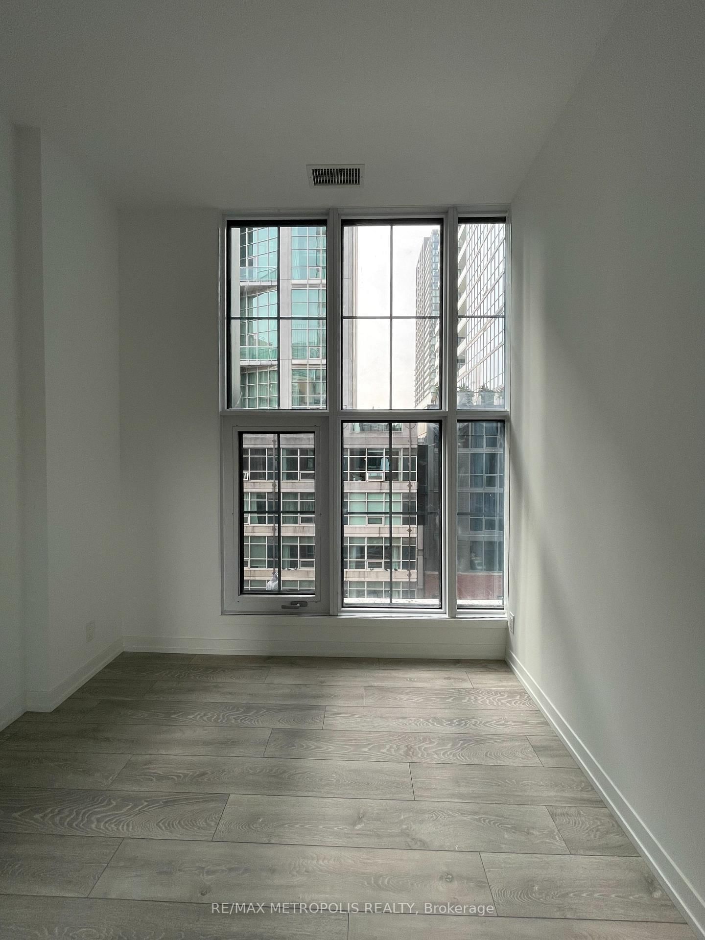 55 Mercer Street, Unit 705 - Photo 10