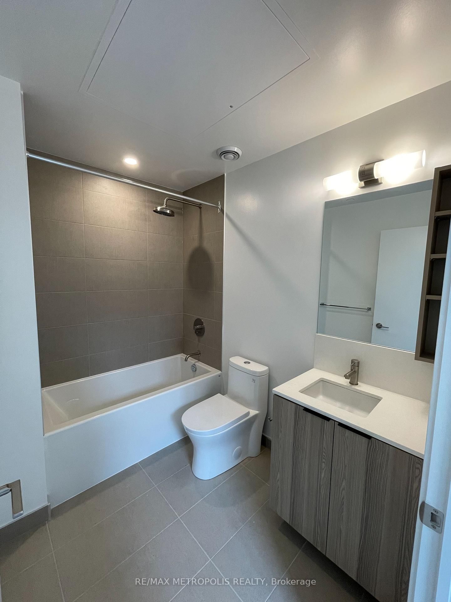 55 Mercer Street, Unit 705 - Photo 7