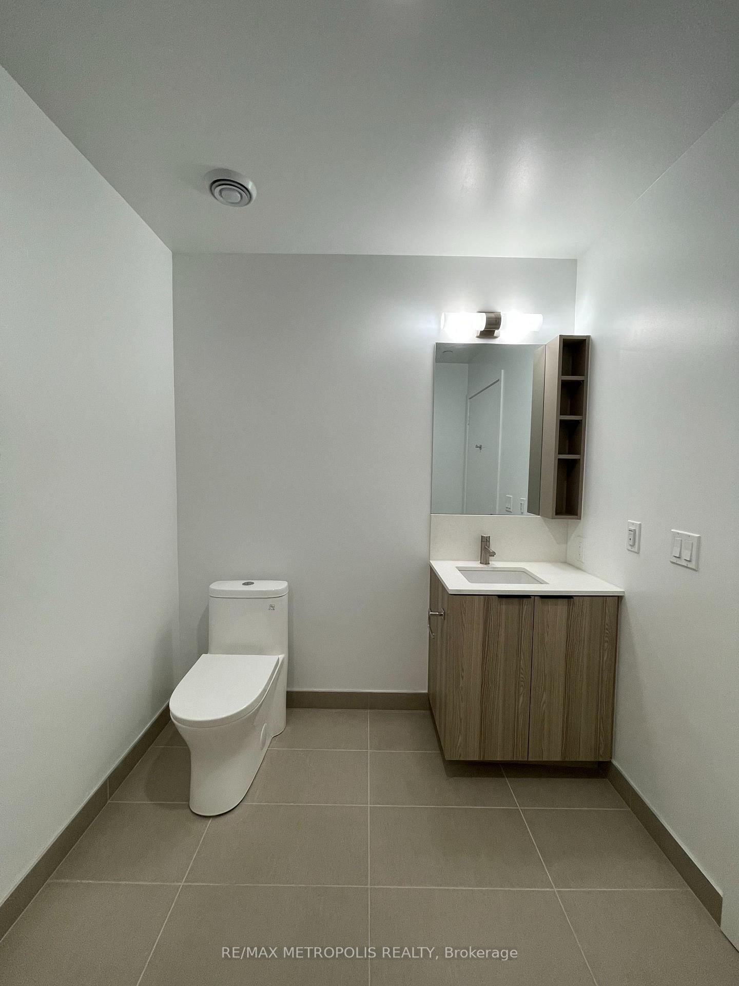 55 Mercer Street, Unit 705 - Photo 8