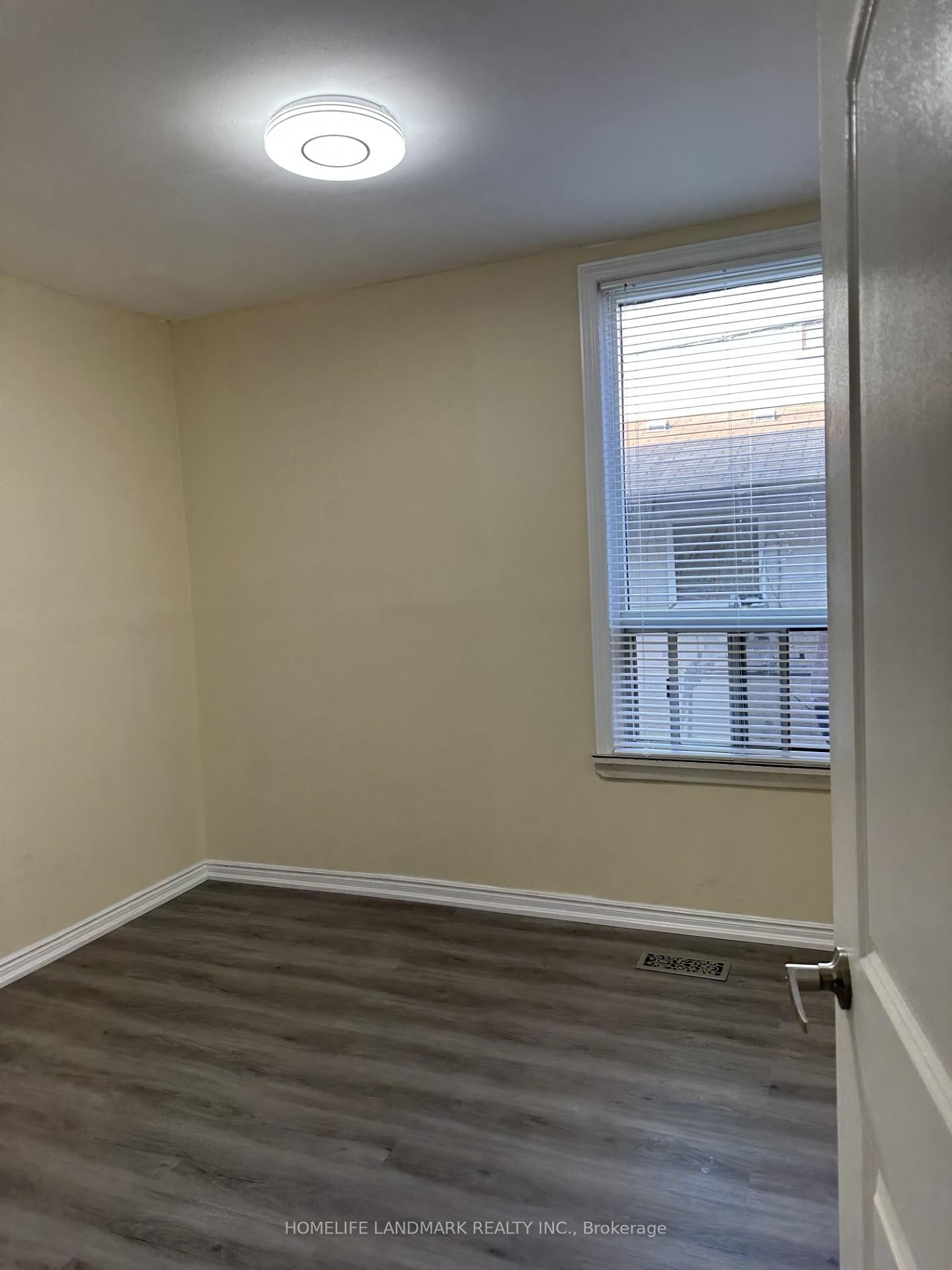 397 Brock Avenue, Unit B - Photo 7