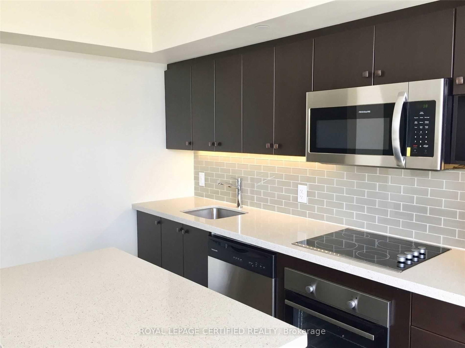 565 Wilson Avenue, Unit 606W - Photo 14