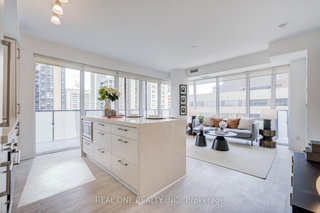 1510 - 1080 Bay Street