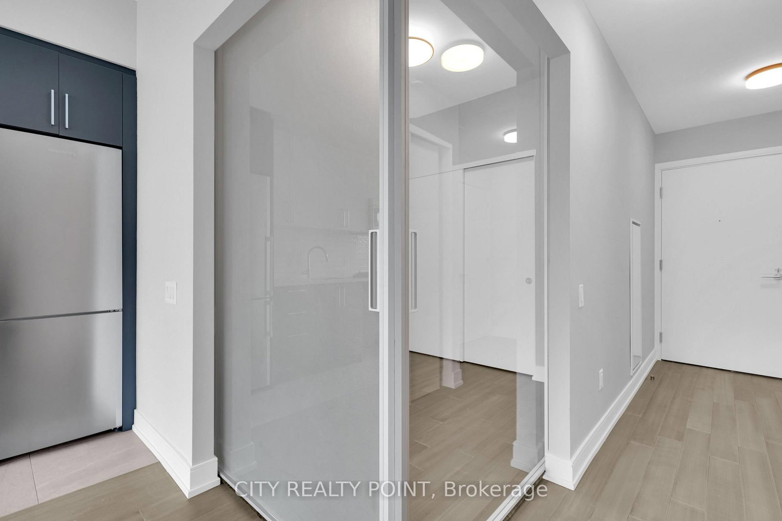 216-664 Spadina Avenue, Toronto, ON, photo 4