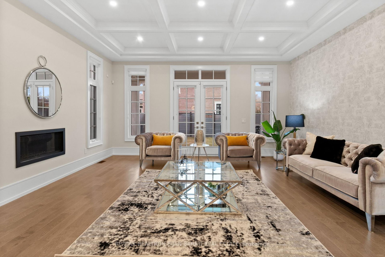 29 Ballyconnor Court • Toronto, ON photo 19